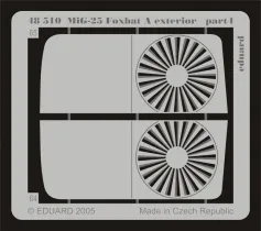 ED48510 MiG-25 Foxbat-A Außendetails